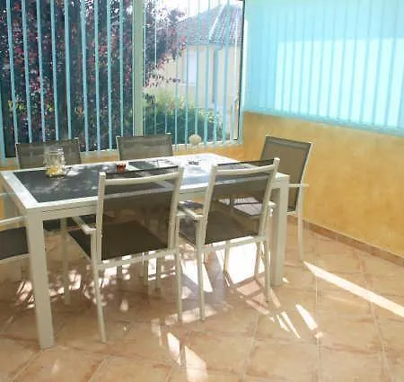 - 4 Pieces - Vue Jardin شقة